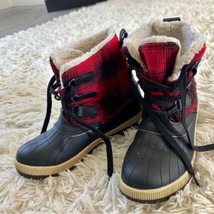Plaid Red and Black Womens Boots